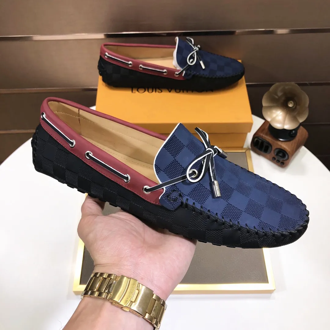 Men's men's shoes 💰420💰 [LV Doudou shoes] (water-dyed cowhide lining) new model is on the market, available on the official website. The new Doudou shoes are processed into single-color materials, and the uppers are made of imported cowhide material. The body of the shoe is fully hemmed with mark thread, and is lined with imported original cowhide leather. The elegant shoe shape is super suitable for all-matching, and the size is 38-44.